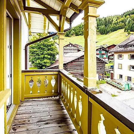 Hotel Vallatscha Curaglia