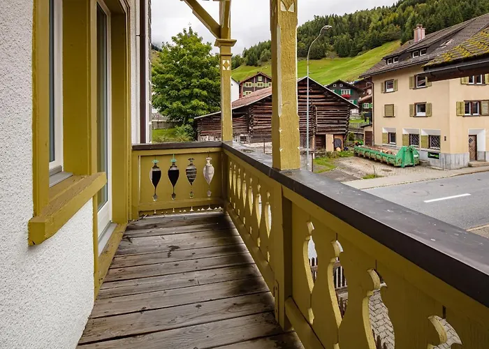 Vallatscha 3* Curaglia