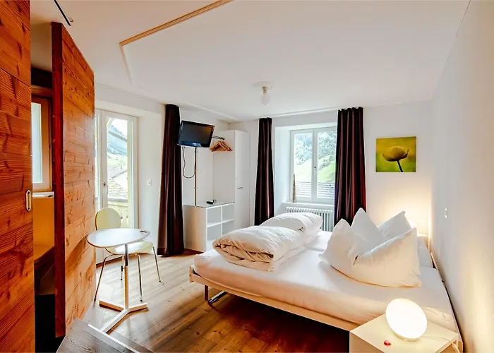 Vallatscha Hotel 3*
