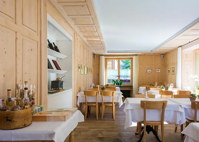 Vallatscha Hotel Curaglia